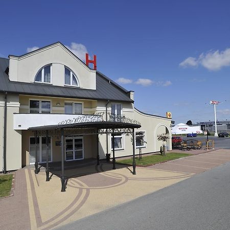 Hotel Lotos Woskrzenice Duze Esterno foto